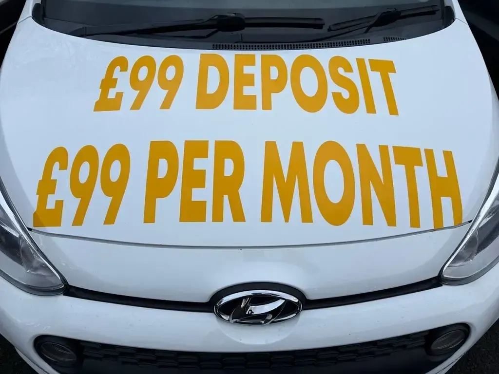 Used Hyundai i10 66 HP (48 kW) 2017 White Hatchback
