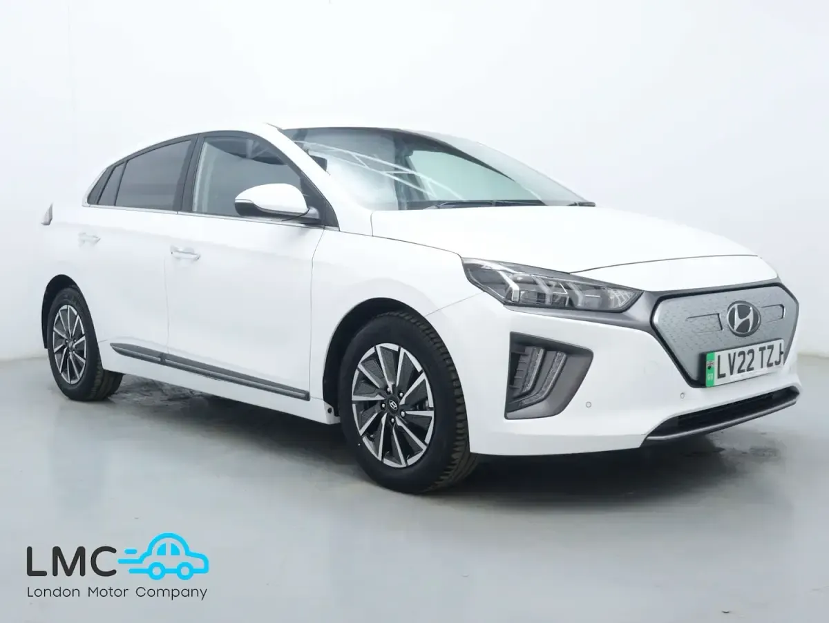 Used Hyundai Ioniq Premium SE 100 kW (136 HP) 2021 Hatchback