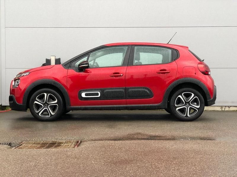 Begagnad Citroën C3 PureTech 82 HK (60 kW) 2022 Röd Halvkombi