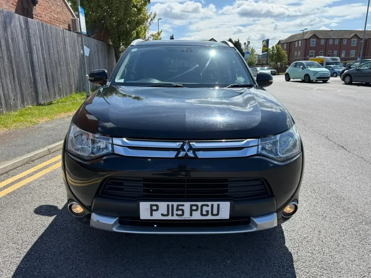 Usado Mitsubishi Outlander 2015 Preto SUV