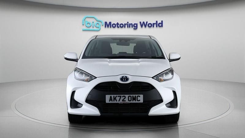Used Toyota Yaris Hybrid 114 HP (83 kW) 2022