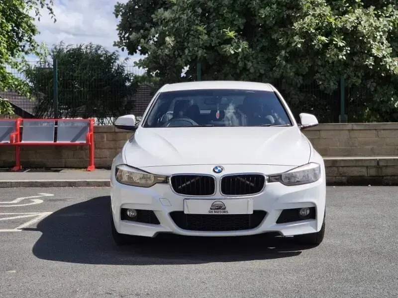Used BMW 320 M Sport 181 HP (133 kW) 2013 White Sedan