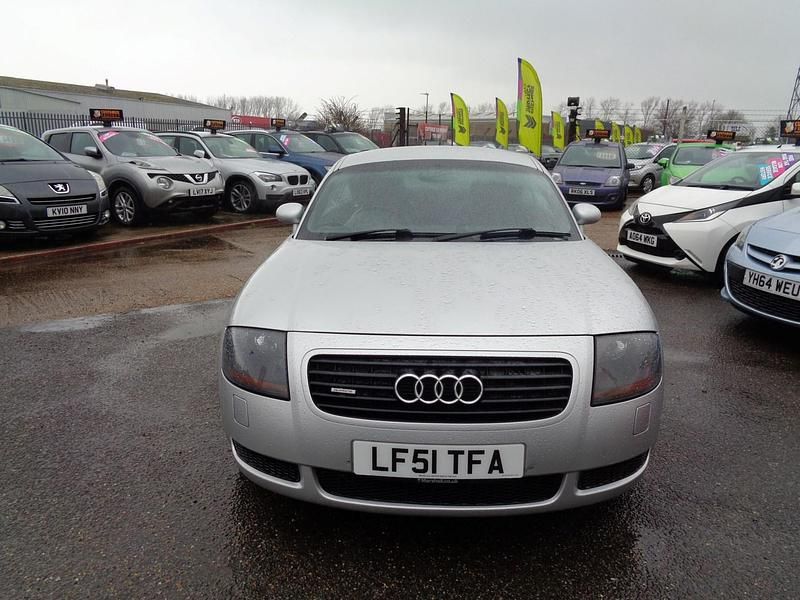 Used Audi TT Business 225 HP (165 kW) 2001 Silver Coupe