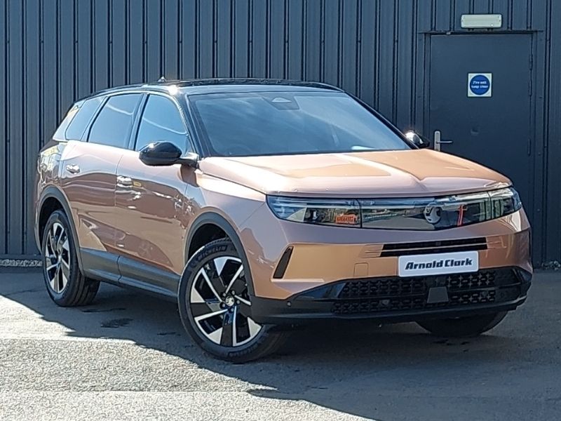 Gold New 2025 Vauxhall Grandland X SUV | £29,998 (Fair price) - Image 1/4
