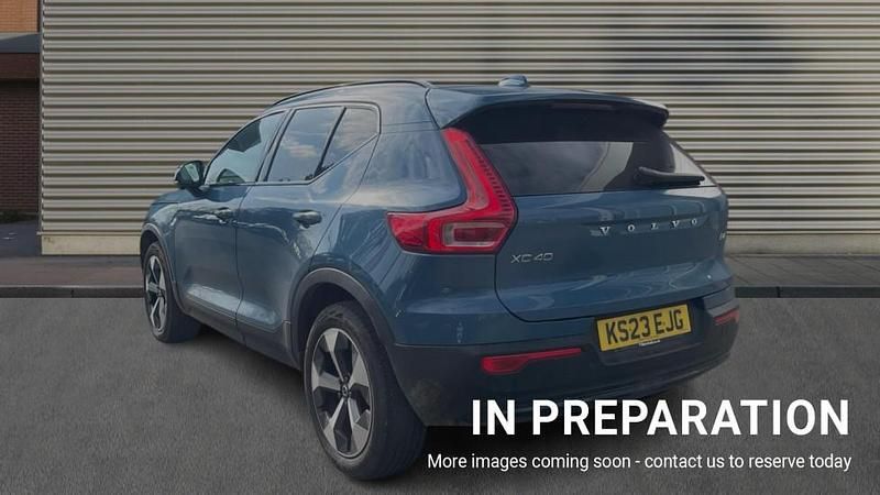 Used Volvo XC40 Ultimate 197 HP (144 kW) 2023 Blue SUV
