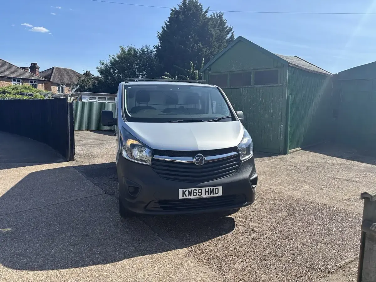 Used Vauxhall Vivaro 2019 Silver MPV