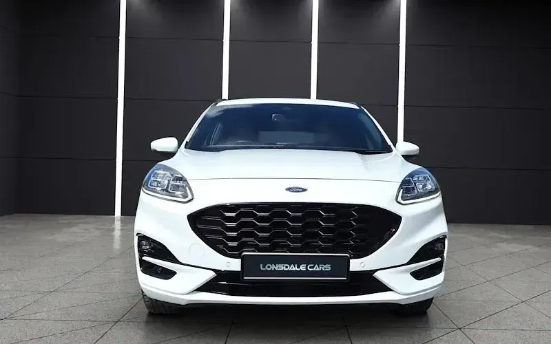 Used Ford Kuga ST-Line 150 HP (110 kW) 2021 White SUV