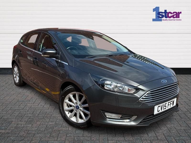 Grey Used 2015 Ford Focus Titanium Hatchback | £5,289 (Fair price) - Image 1/4