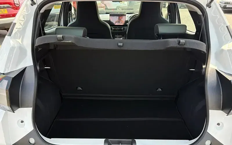 New Dacia Spring Extreme 75 kW (102 HP) 2026 Hatchback