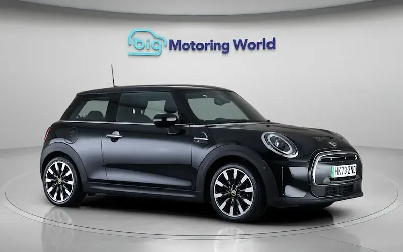 Used Mini Cooper Level 3 135 kW (184 HP) 2023 Hatchback