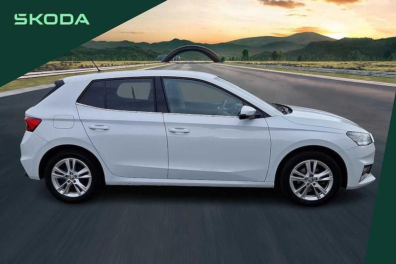 Used Skoda Fabia SE L 113 HP (83 kW) 2024 White Hatchback