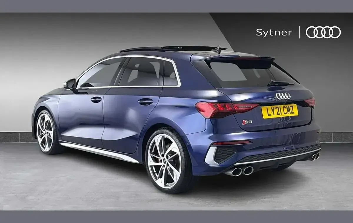 Used Audi S3 Sportback Comfort 306 HP (225 kW) 2021 Blue Hatchback
