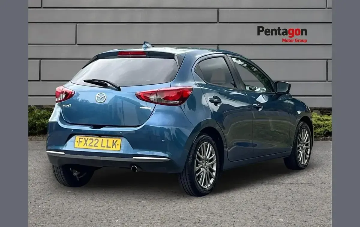 Used Mazda 2 Inclusive 90 HP (66 kW) 2022 Blue Hatchback