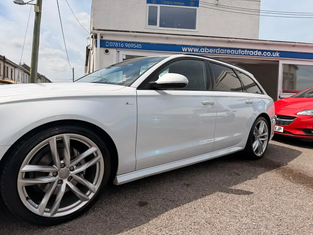 Used Audi A6 Black Edition 190 HP (139 kW) 2017 White Estate