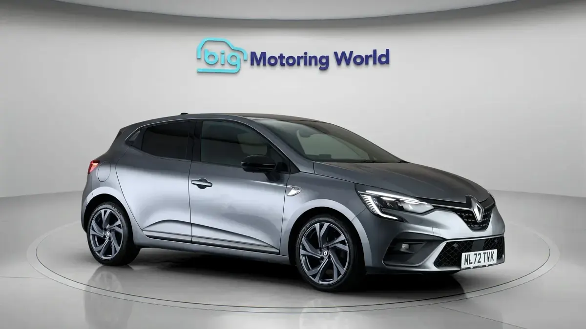 Używany Renault Clio V RS Line 90 KM (66 kW) 2022 Hatchback