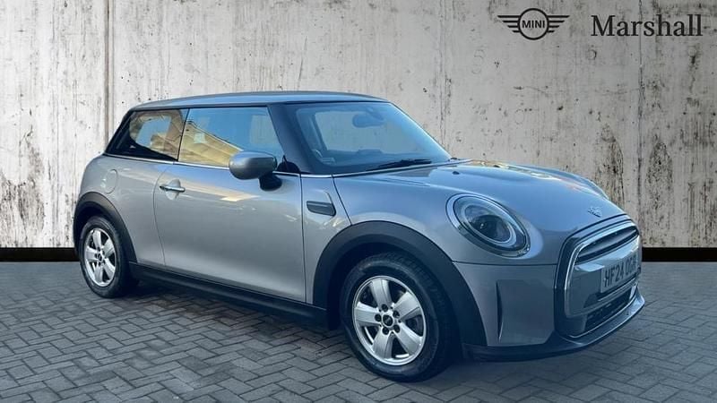 Used Mini Cooper Classic 136 HP (100 kW) 2024 Melting silver iii Hatchback