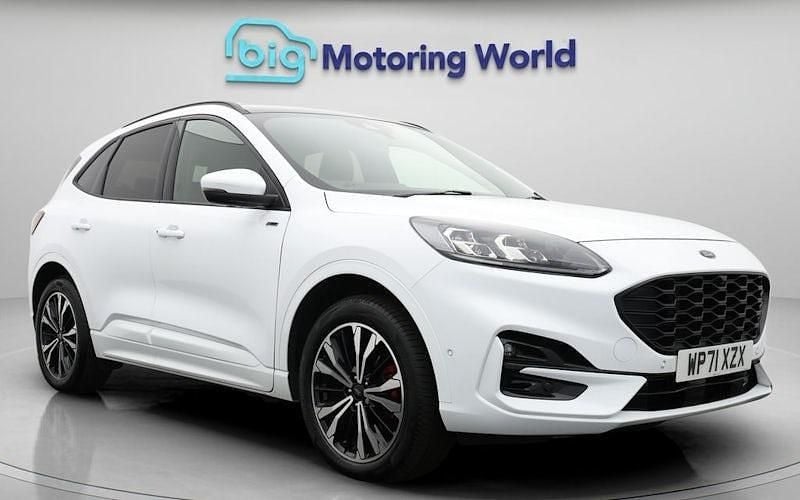 White Used 2022 Ford Kuga ST-Line X SUV | £15,500 (Good price) - Image 1/4