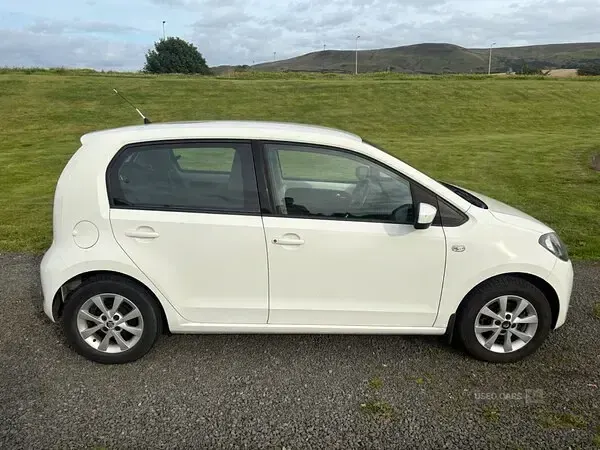 Used Skoda Citigo Elegance 75 HP (55 kW) 2013 White Hatchback