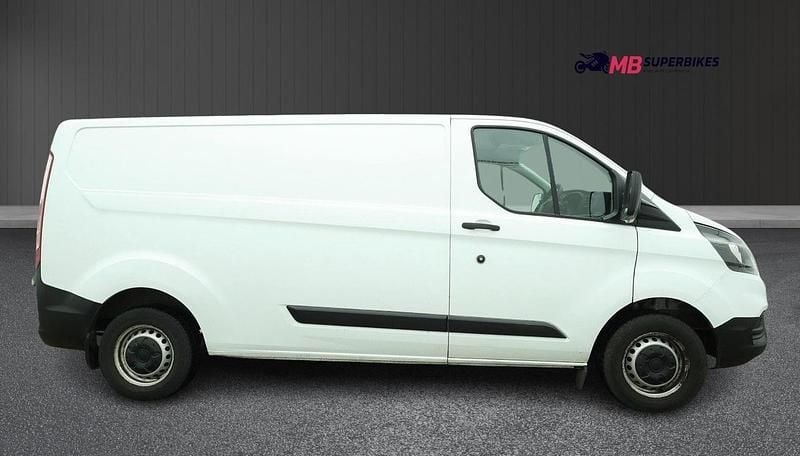 Used Ford Transit Custom 2019 White Van