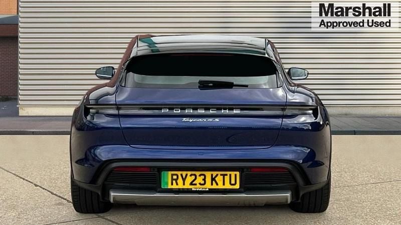 Used Porsche Taycan Cross Turismo 419 kW (571 HP) 2023 Blue Sedan