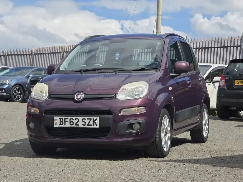 Used Fiat Panda Lounge 85 HP (62 kW) 2013 Purple Hatchback