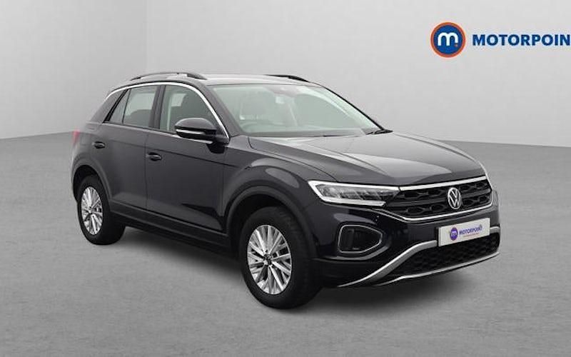 Used VW T-Roc Life 110 HP (80 kW) 2023 Black SUV