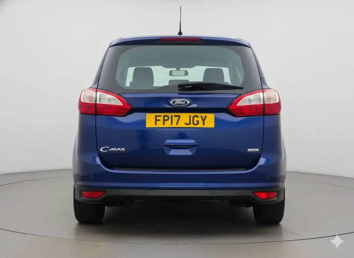 Used Ford Grand C-Max Zetec 125 HP (91 kW) 2017 Blue MPV