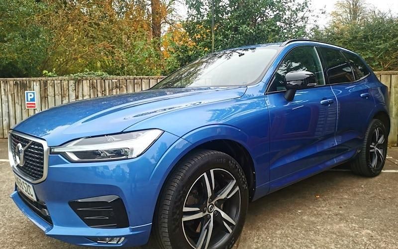 Used Volvo XC60 R-Design 197 HP (144 kW) 2021 SUV