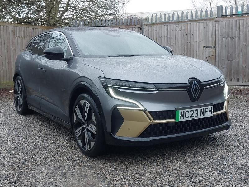 Used Renault Megane E-Tech Iconic 159 kW (217 HP) 2023 Grey Hatchback