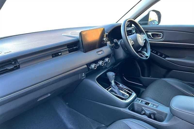 Used Honda HR-V Advance 131 HP (96 kW) 2022 White SUV