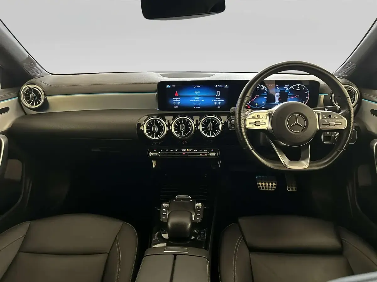 Used Mercedes CLA200 Shooting Brake AMG line 163 HP (119 kW) 2023 Black Estate
