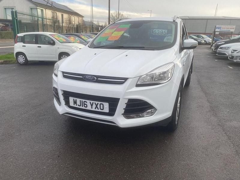 Begagnad Ford Kuga Titanium 180 HK (132 kW) 2016 Vit SUV