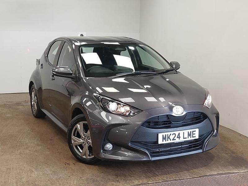 Grey Used 2024 Toyota Yaris Hybrid Hatchback | £17,498 (Good price) - Image 1/4