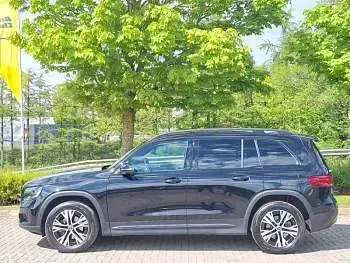 Używany Mercedes GLB200 Executive 163 KM (119 kW) 2025 Czarny SUV