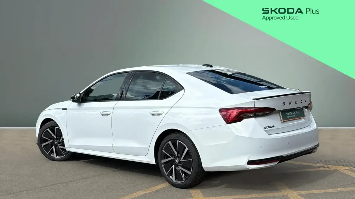 New Skoda Octavia SportLine 150 HP (110 kW) 2026 White Hatchback