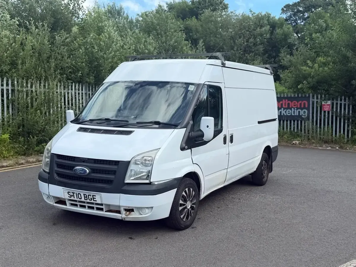 Used Ford Transit 85 HP (62 kW) 2010 White Van
