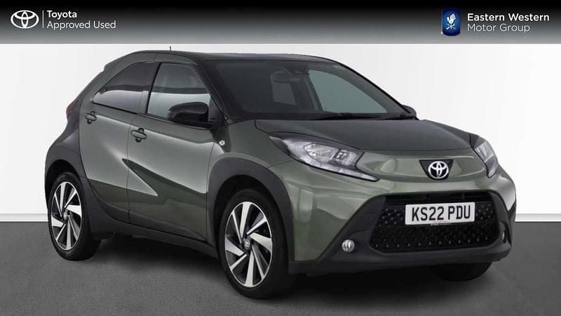 Green Used 2022 Toyota Aygo Hatchback | £15,499 (Fair price) - Image 1/4