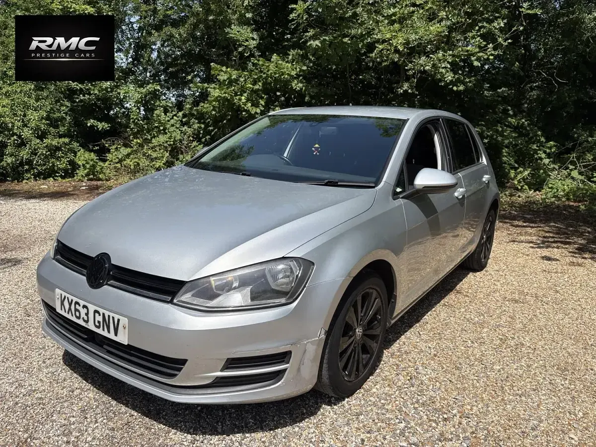 Used VW Golf VII SE 122 HP (89 kW) 2013 Silver Hatchback