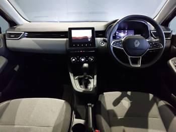 Used Renault Clio V Evolution 143 HP (105 kW) 2025 Blue Hatchback