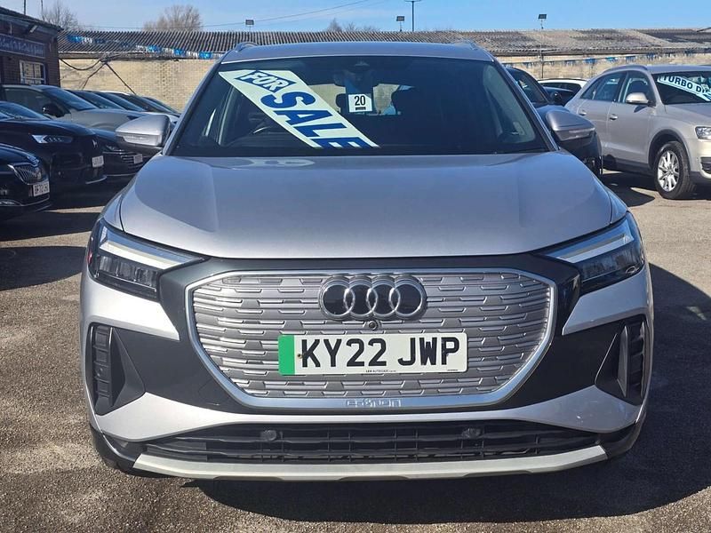 Used Audi Q4 e-tron Sport 150 kW (204 HP) 2022 Silver SUV