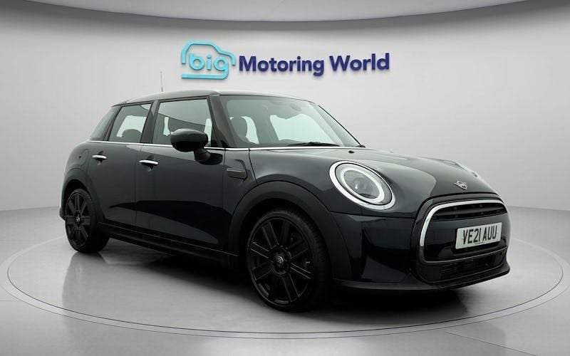 Used Mini Cooper Exclusive 136 HP (100 kW) 2021 Blue/black Hatchback