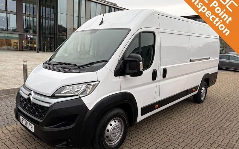 Used 2023 Citroën Relay Van | £12,190 (Good price) - Image 1/2