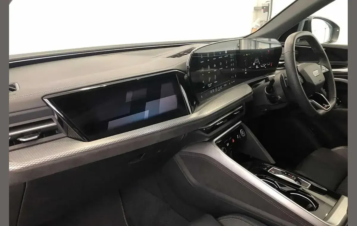 Used Audi Q5 Advanced 204 HP (150 kW) 2025 White SUV