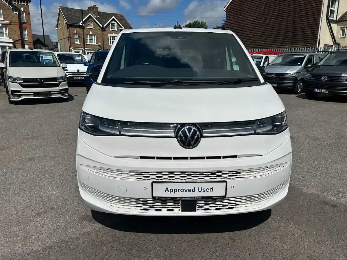 Used VW Multivan Style 204 HP (150 kW) 2023 White MPV