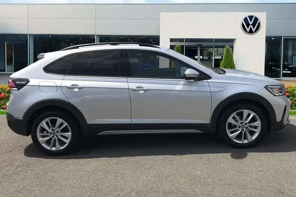 Used VW Taigo Match 95 HP (69 kW) 2025 Silver SUV