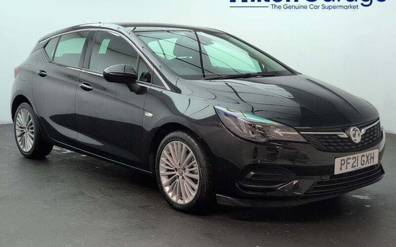 Black Used 2021 Vauxhall Astra Elite Hatchback | £10,700 (Fair price) - Image 1/4