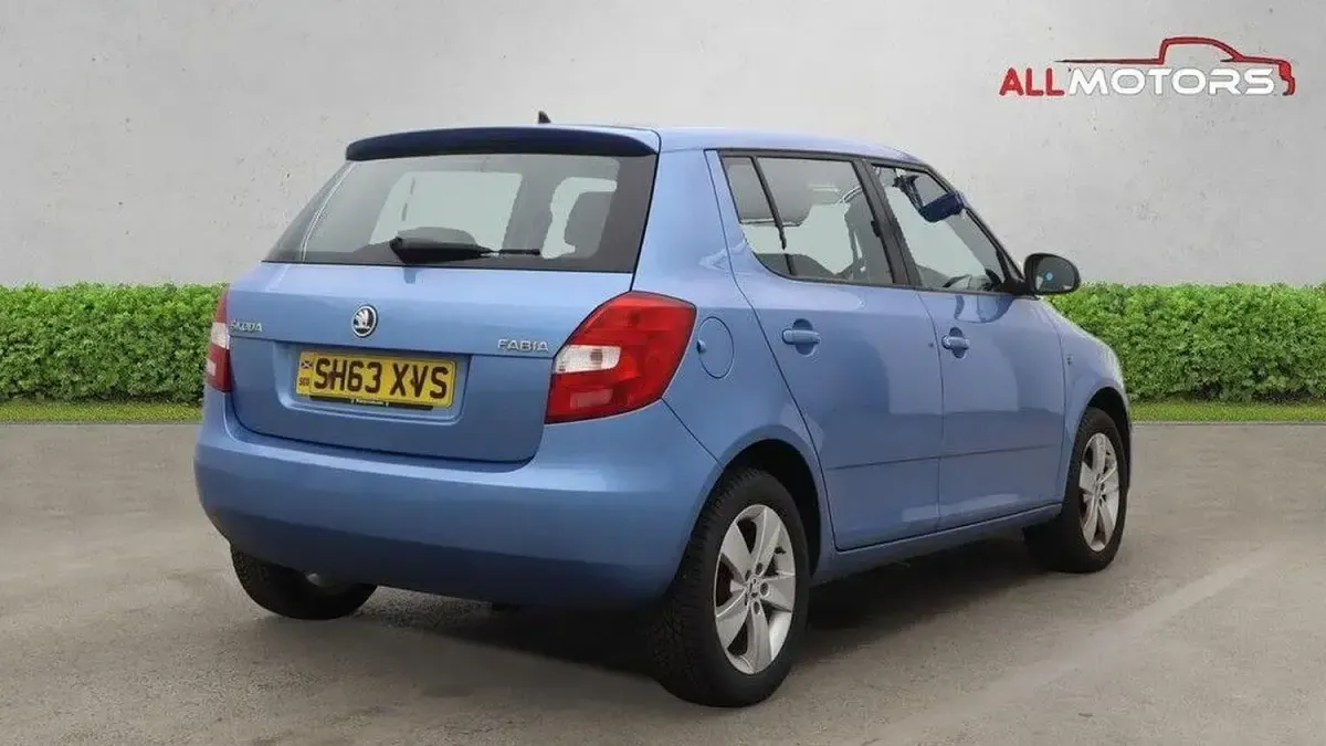 Used Skoda Fabia SE 2014 Blue Hatchback