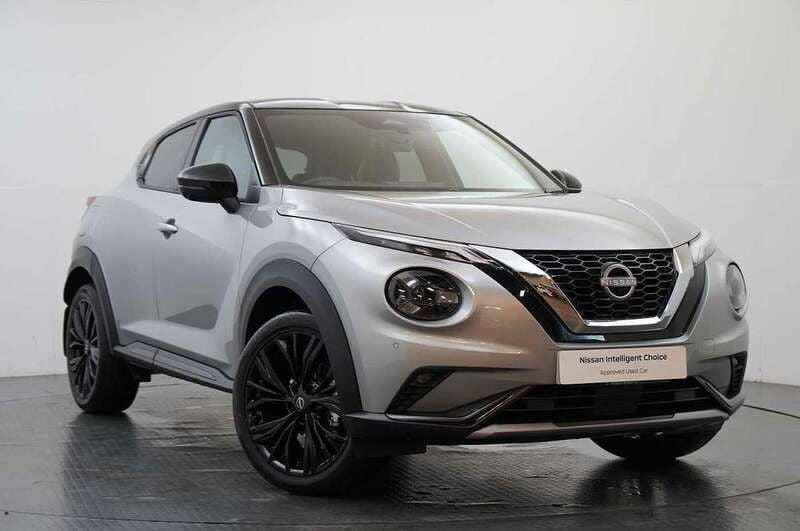 Silver Used 2024 Nissan Juke SUV | £23,899 (Expensive) - Image 1/4