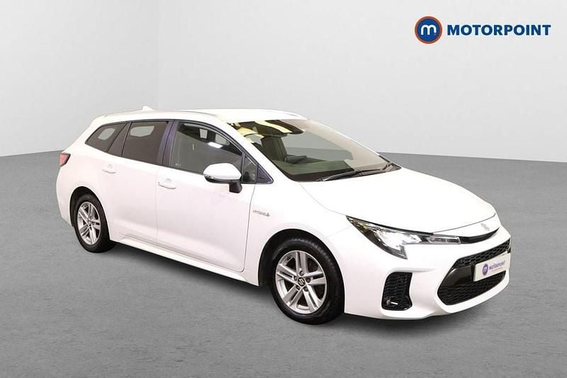 White Used 2021 Suzuki Swace SZ-T Estate | £15,549 (Fair price) - Image 1/4