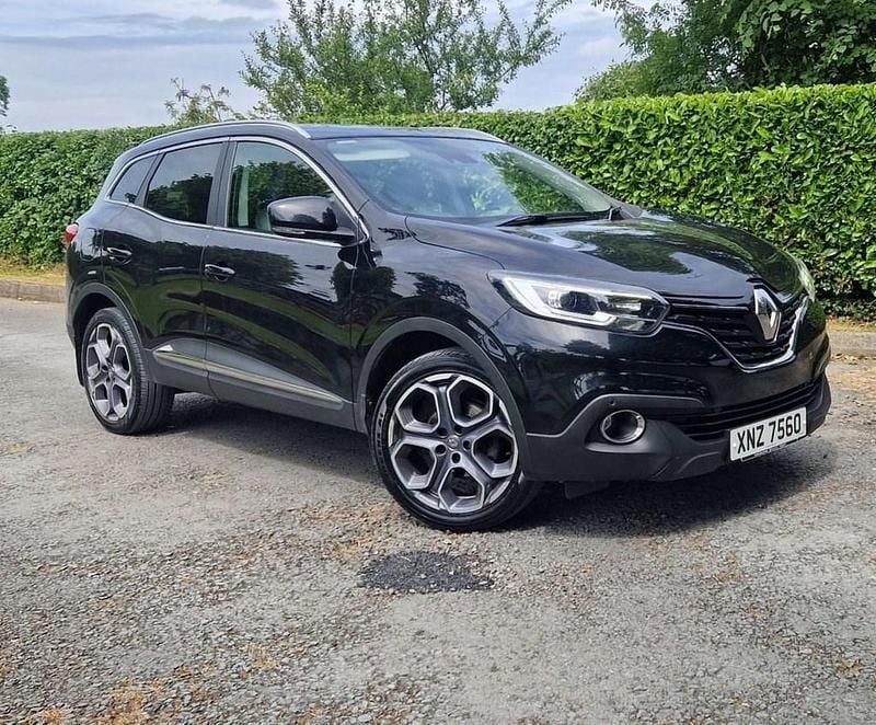 Black Used 2018 Renault Kadjar Dynamique SUV | £8,735 (A bit pricey) - Image 1/4